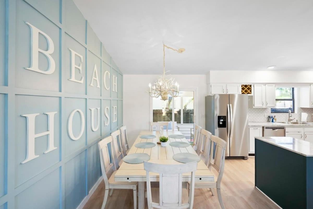 The St Augusdream Renovated Beach House Sleeps 8 Walk To Beach St. Augustine Εξωτερικό φωτογραφία