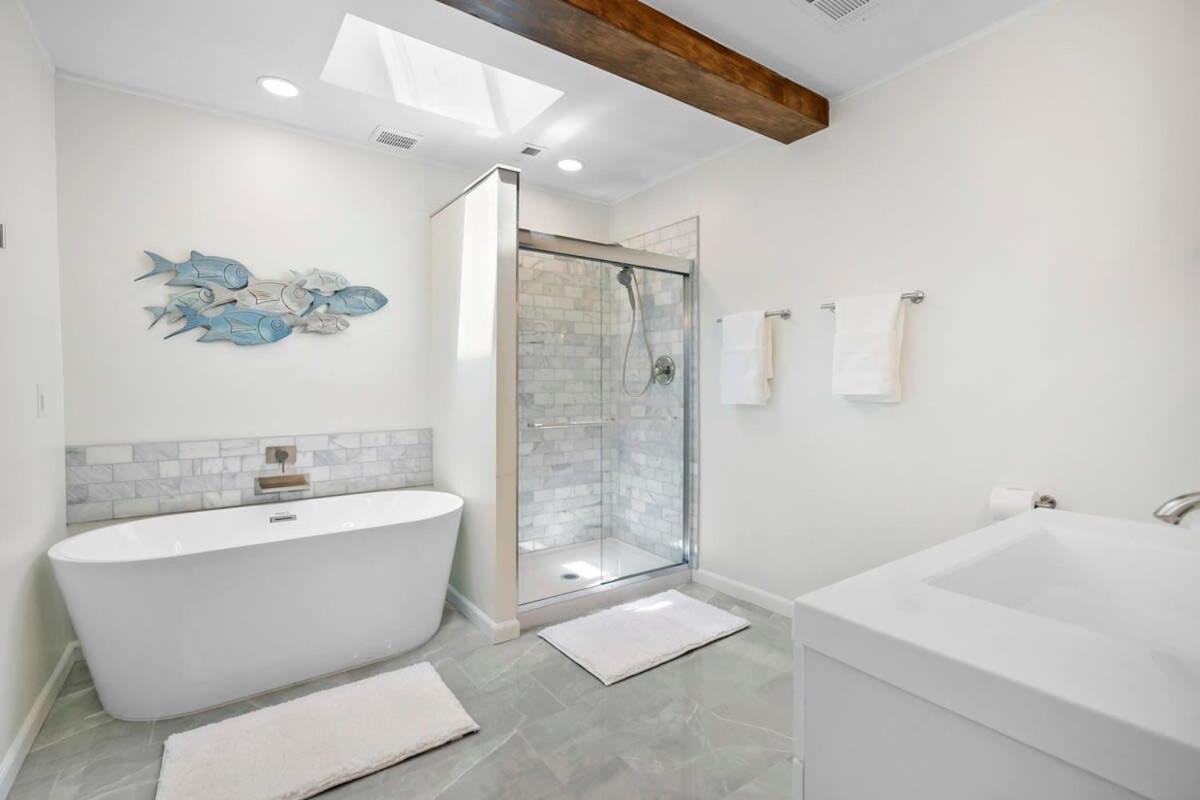 The St Augusdream Renovated Beach House Sleeps 8 Walk To Beach St. Augustine Εξωτερικό φωτογραφία