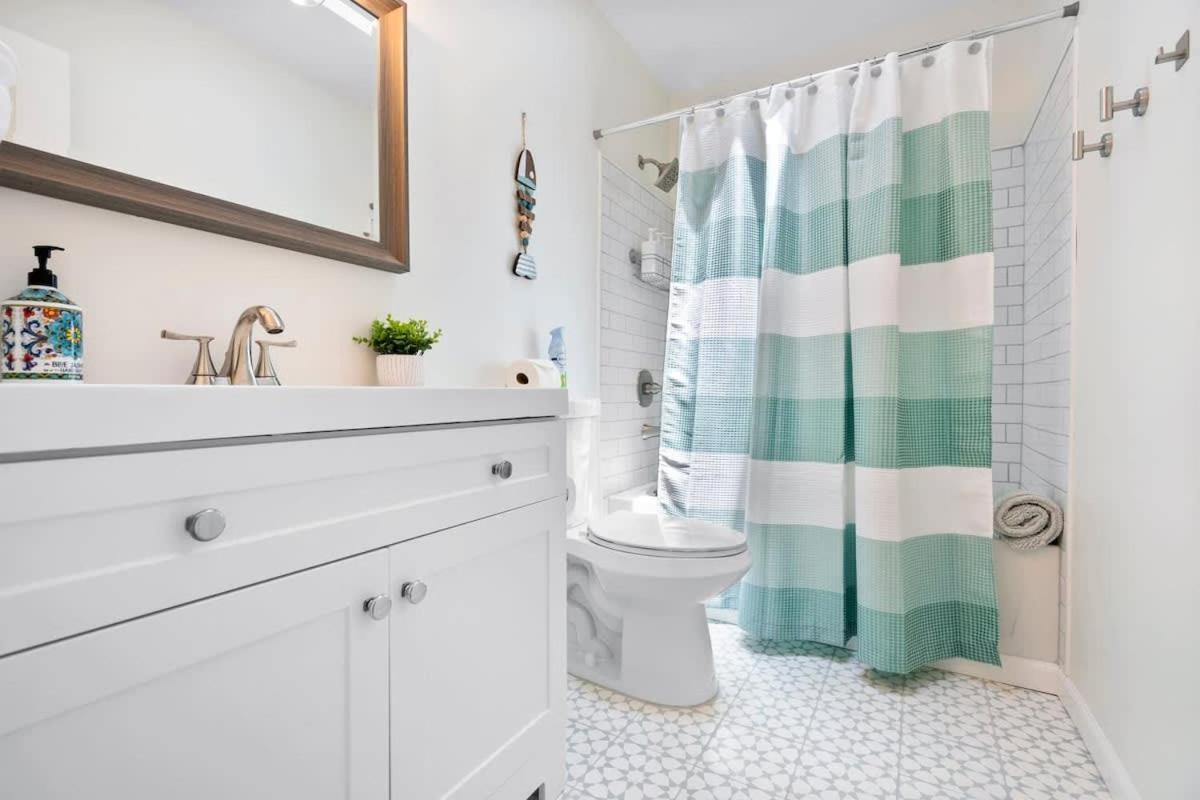 The St Augusdream Renovated Beach House Sleeps 8 Walk To Beach St. Augustine Εξωτερικό φωτογραφία